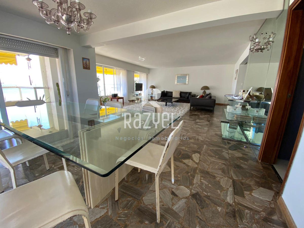 Apartamento ID.665 - Malecon Torre 2 - 4 habitaciones 5 baños.