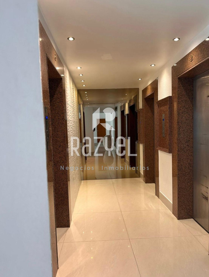 Apartamento ID.1007 - Venta Piso alto esquinero con vistas a Playa Mansa y Playa Brava – Punta del Este