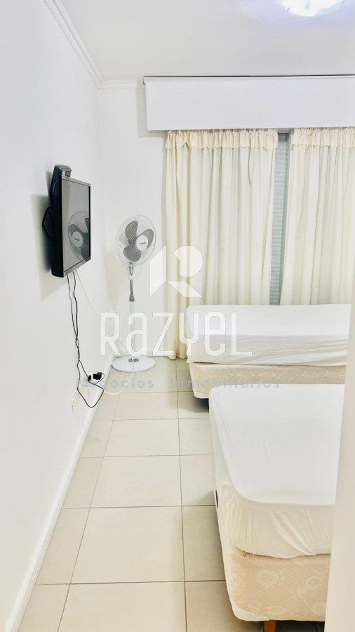 Apartamento ID.745 - Venta de apartamento de 2 dorm con parrillero propio en Torre Manhattan