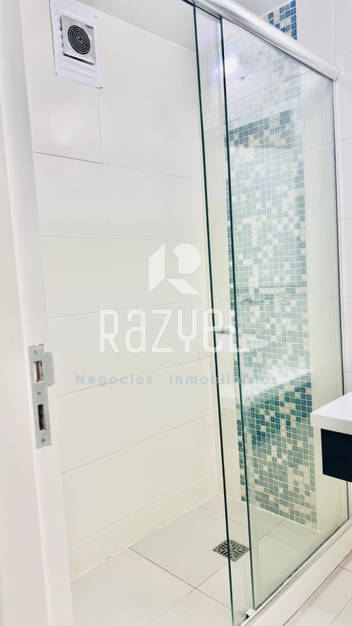 Apartamento ID.745 - Venta de apartamento de 2 dorm con parrillero propio en Torre Manhattan