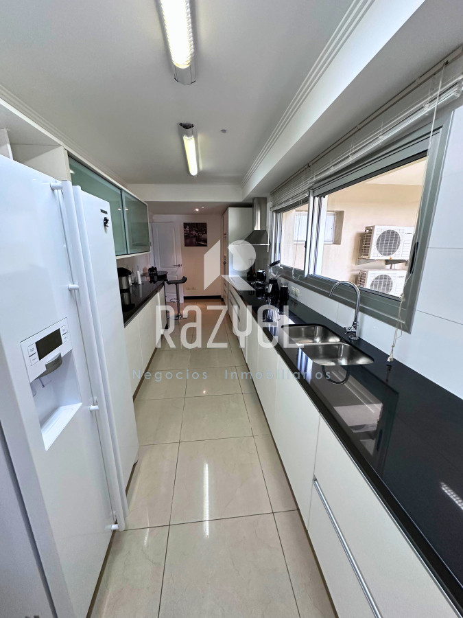Apartamento ID.382 - Venta & Alquiler de Temporada ,primera linea playa Brava, pda 9.