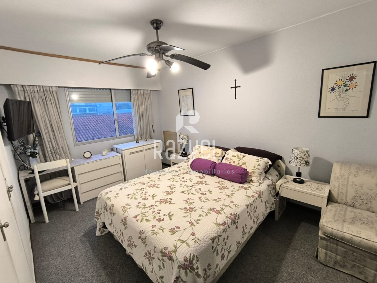 Apartamento ID.1127 - Espectacular alquiler con Vista al Mar. 3 dormitorios.