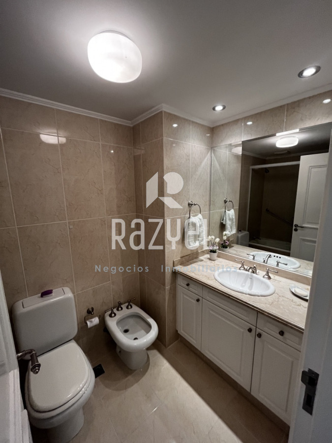 Apartamento ID.676 - Apto en Le Jarden de 3 dorm