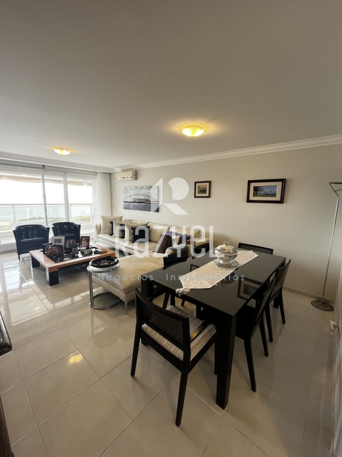 Apartamento ID.676 - Apto en Le Jarden de 3 dorm