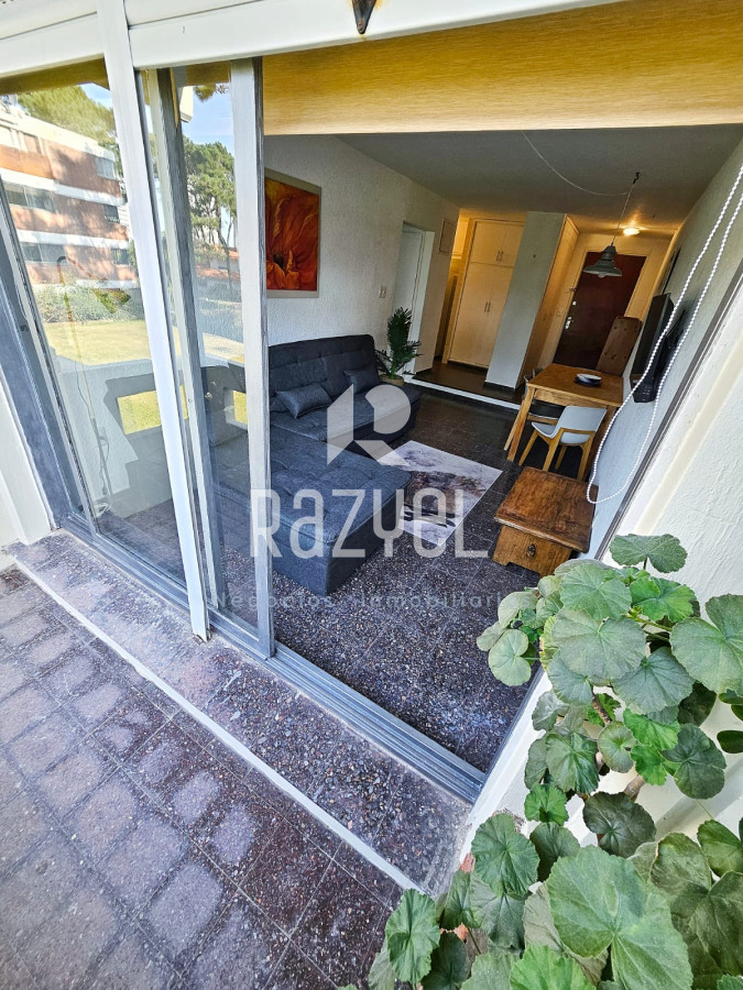 Apartamento ID.1018 - Alquiler anual 1 dormitorio Plaza mexico
