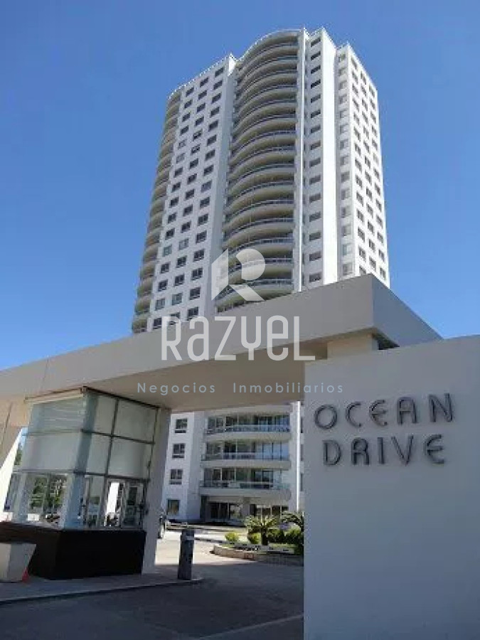 Apartamento ID.878 - Apartamento en venta Ocean Drive 1 dormitorio y medio.