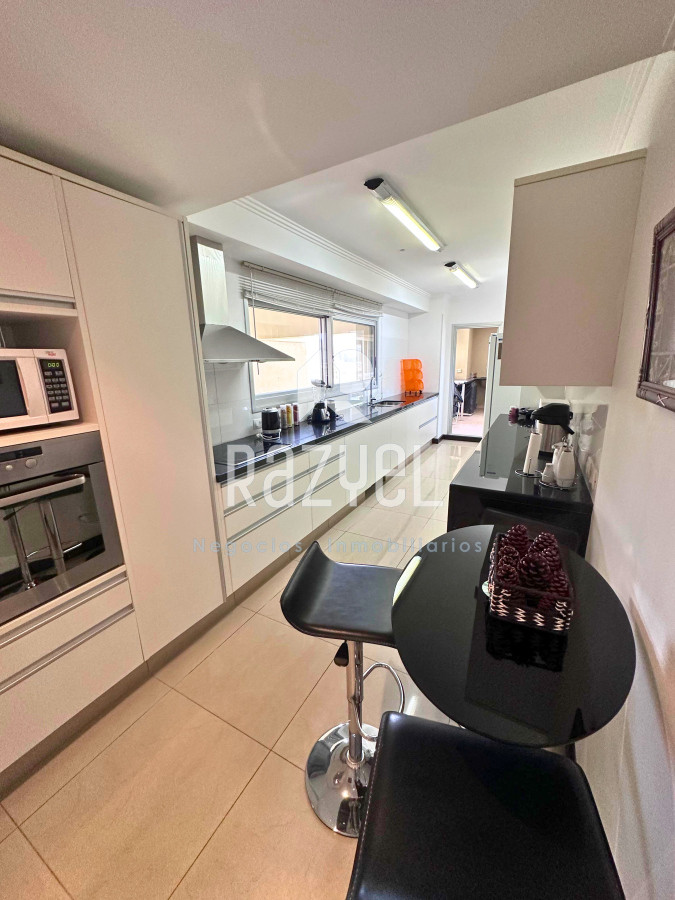 Apartamento ID.382 - Venta & Alquiler de Temporada ,primera linea playa Brava, pda 9.