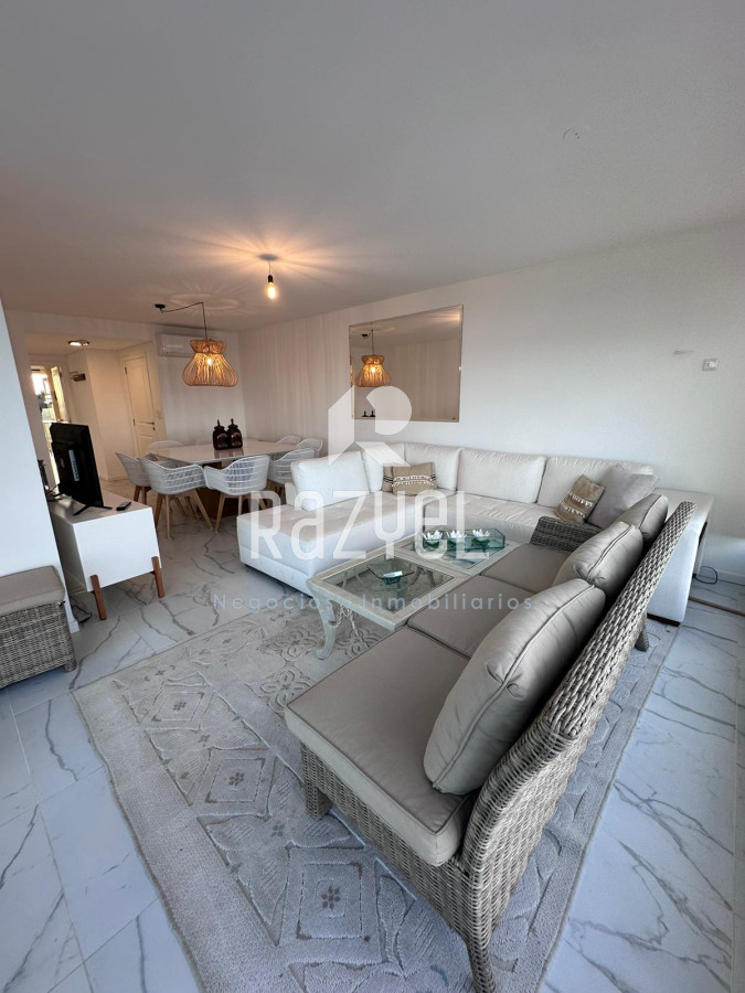 Apartamento ID.449 - Poseidon esquinero de 3 Dorm.