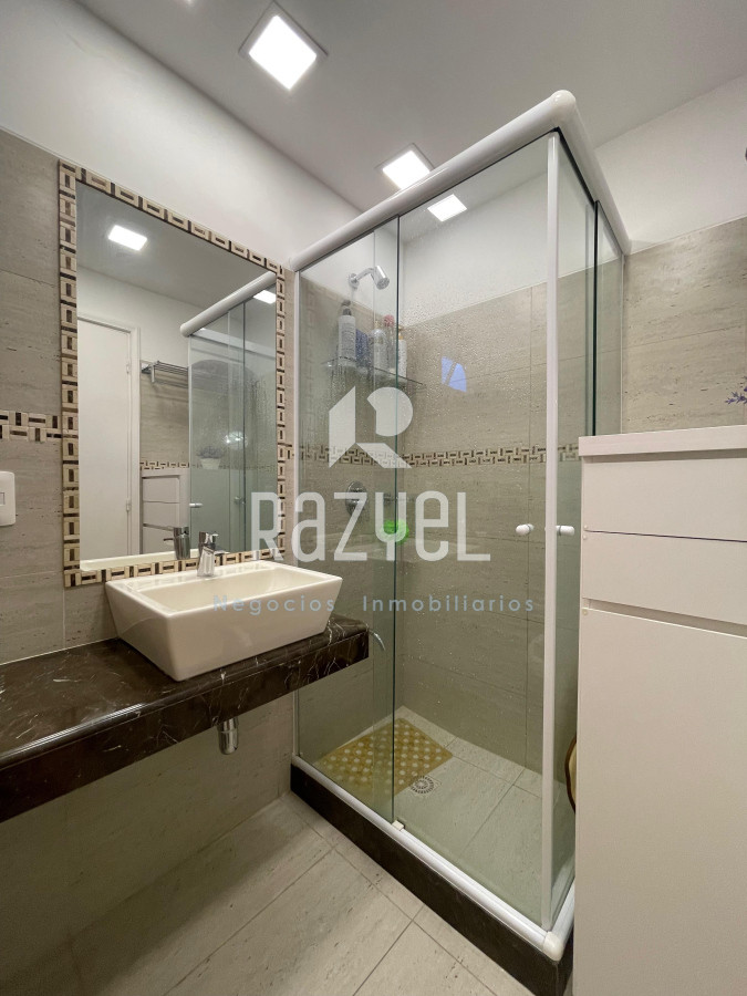 Apartamento ID.1007 - Venta Piso alto esquinero con vistas a Playa Mansa y Playa Brava – Punta del Este