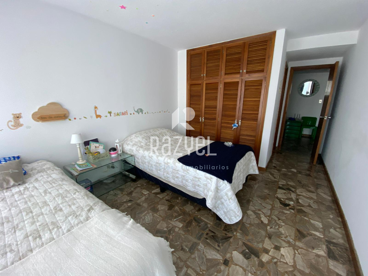 Apartamento ID.665 - Malecon Torre 2 - 4 habitaciones 5 baños.