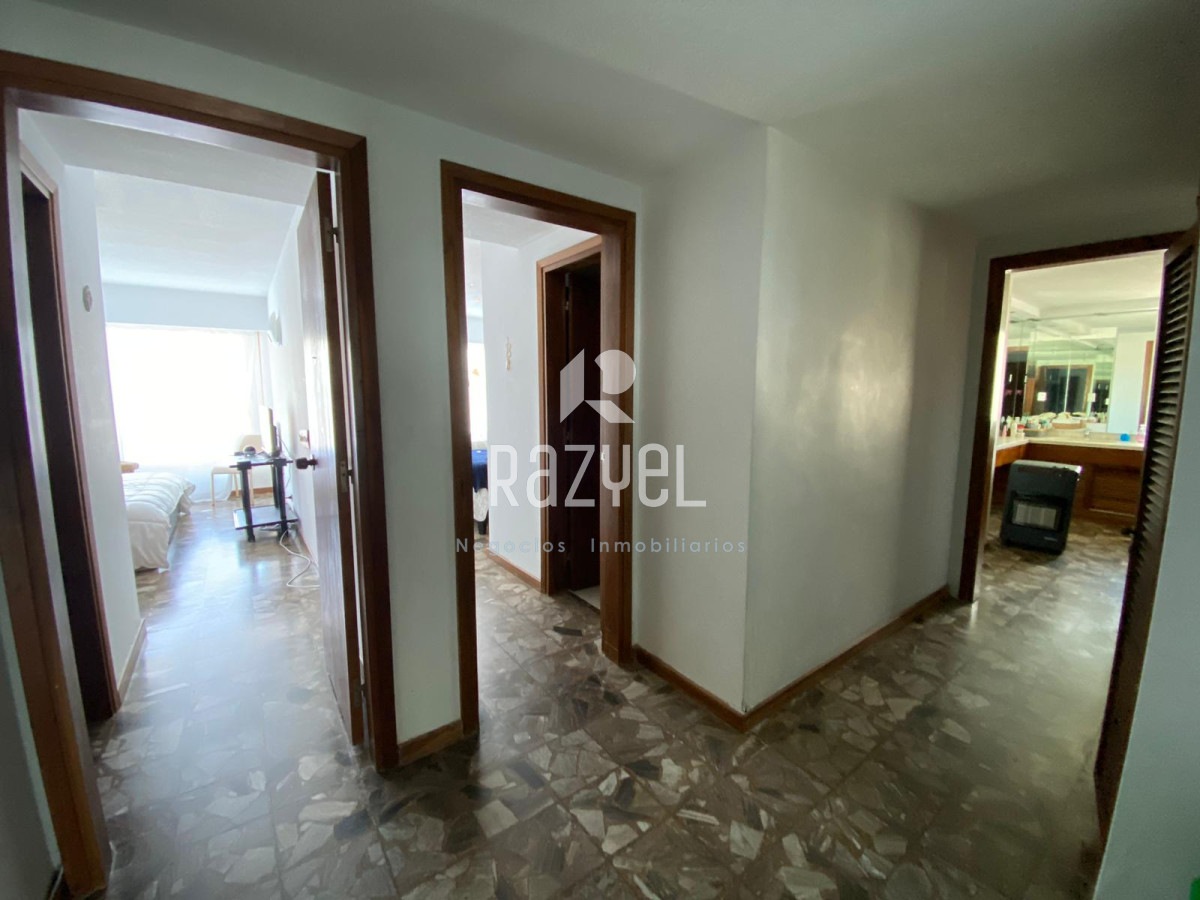 Apartamento ID.665 - Malecon Torre 2 - 4 habitaciones 5 baños.