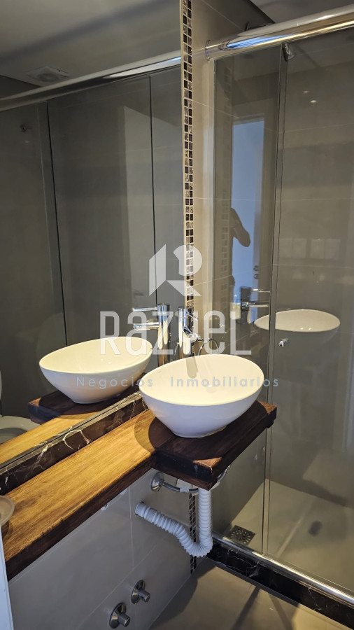 Apartamento ID.406 - Casino Tower de 3 dorm en suite mas dependencia .
