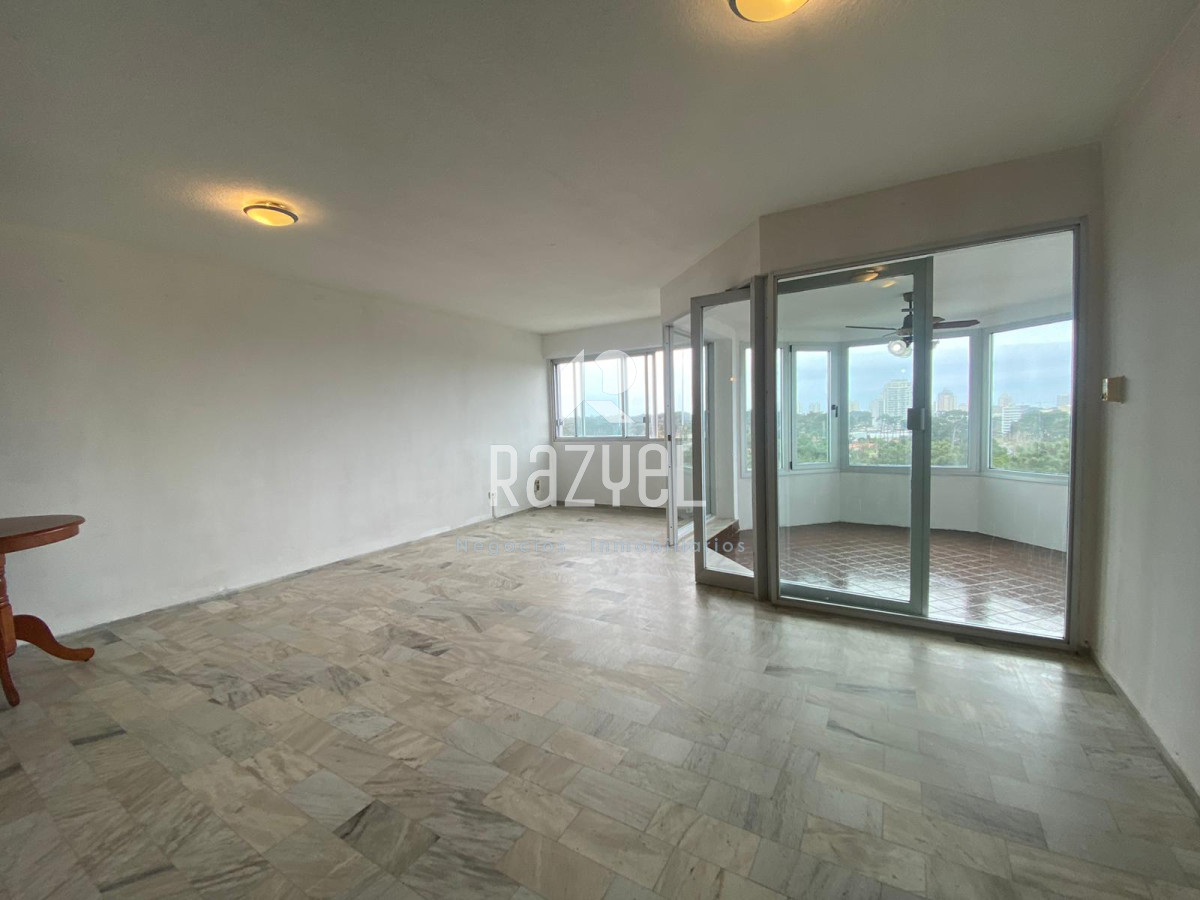 Apartamento ID.580 - Roosvelt Center en oportunidad!!