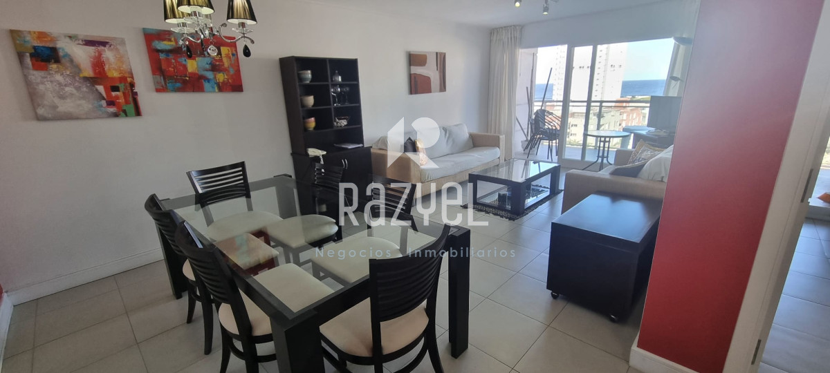 Apartamento ID.745 - Venta de apartamento de 2 dorm con parrillero propio en Torre Manhattan