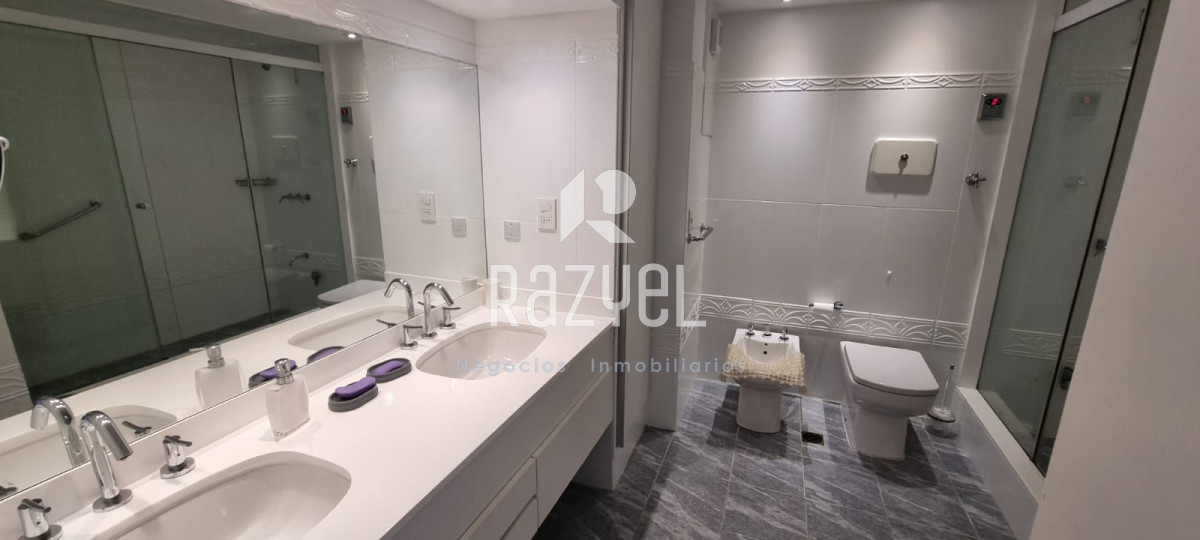 Apartamento ID.687 - Penthouse con vista al mar de 5 dorm