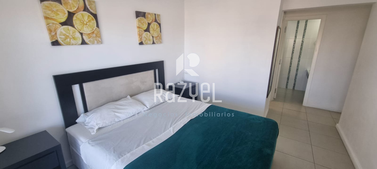 Apartamento ID.745 - Venta de apartamento de 2 dorm con parrillero propio en Torre Manhattan
