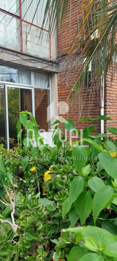 Apartamento ID.886 - Venta Apartamento Planta Baja en Complejo INVE