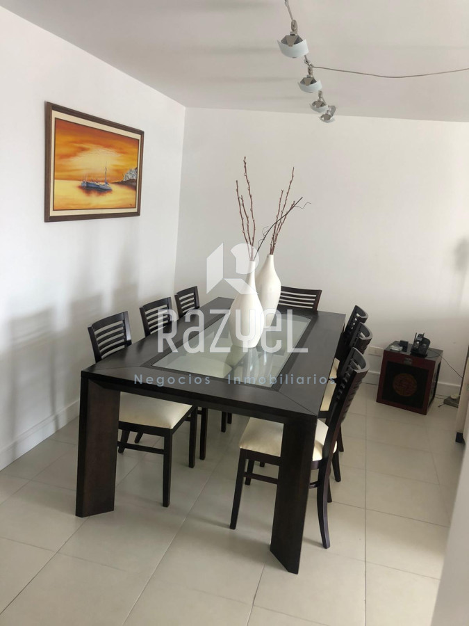 Apartamento ID.812 - Penthouse de 3 Dormitorios 4 Baños 4 Suites a 300 metros del Mar.