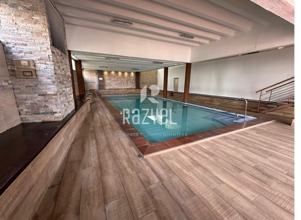 Apartamento ID.1007 - Venta Piso alto esquinero con vistas a Playa Mansa y Playa Brava – Punta del Este