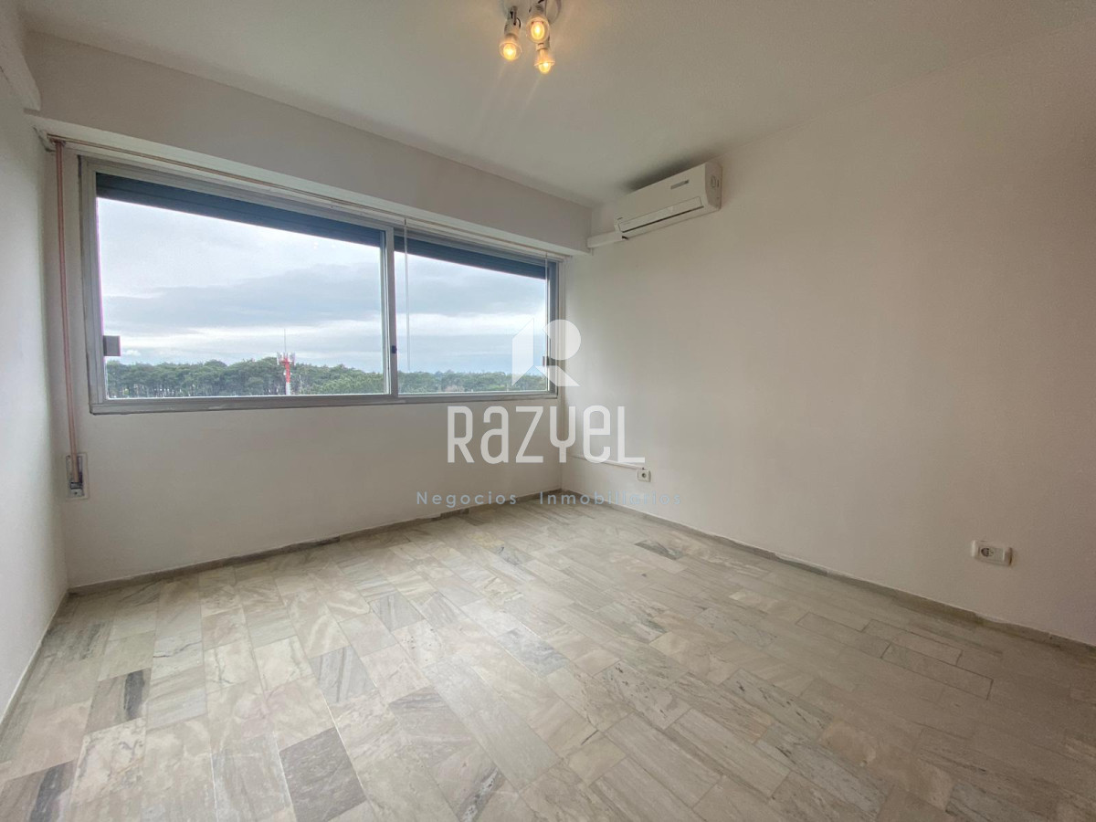 Apartamento ID.580 - Roosvelt Center en oportunidad!!