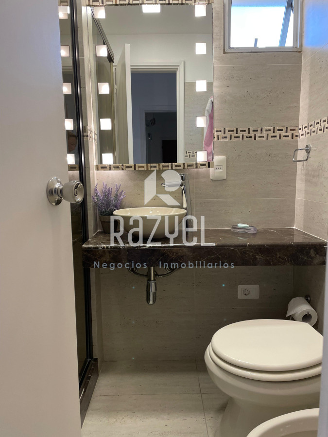 Apartamento ID.1007 - Venta Piso alto esquinero con vistas a Playa Mansa y Playa Brava – Punta del Este