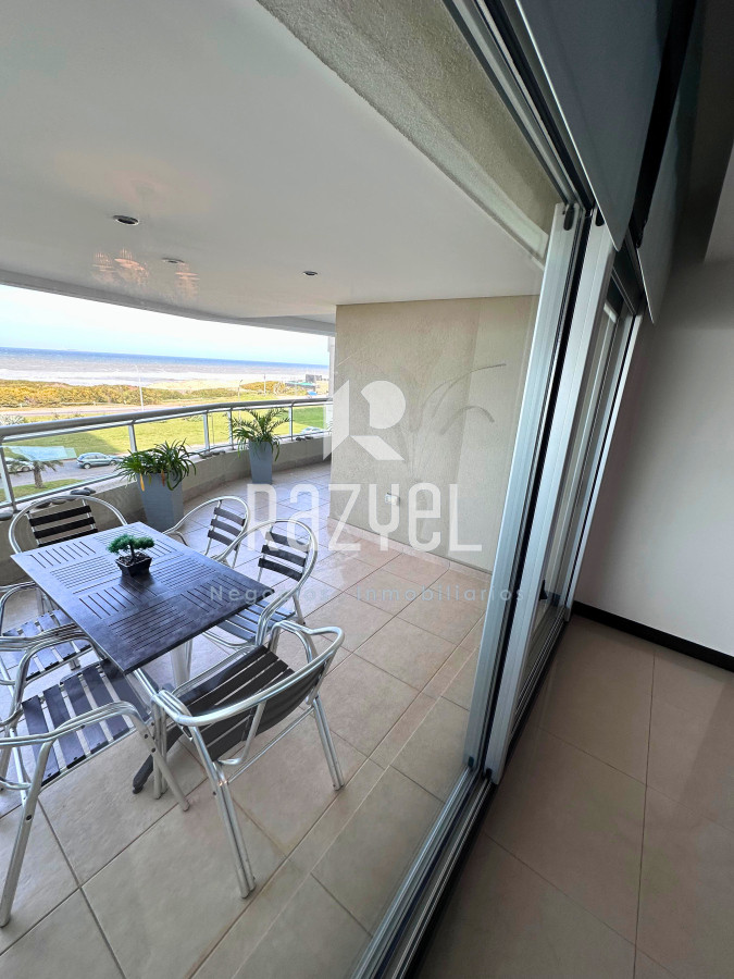 Apartamento ID.382 - Venta & Alquiler de Temporada ,primera linea playa Brava, pda 9.