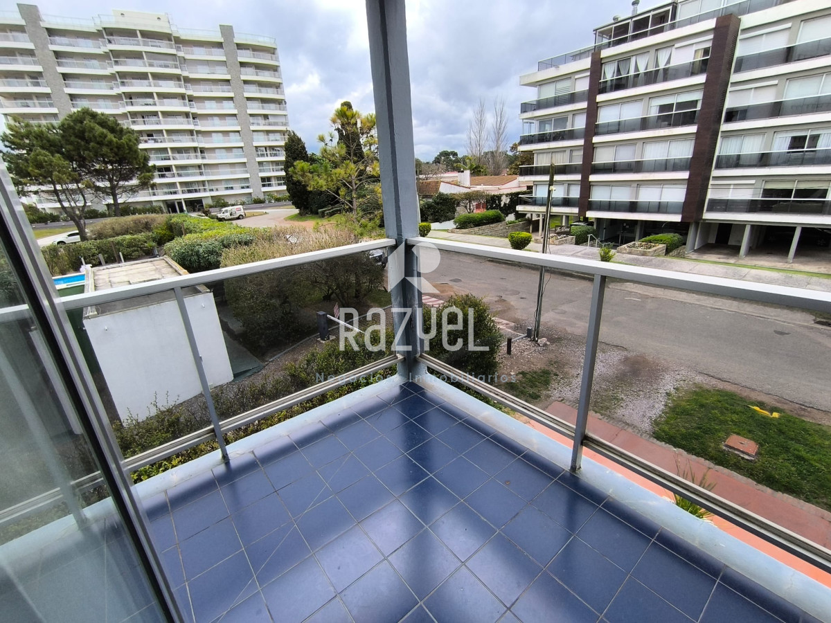Apartamento ID.1085 - Apto de 2 dormitorios y 2 Baños.( Aidy Grill )