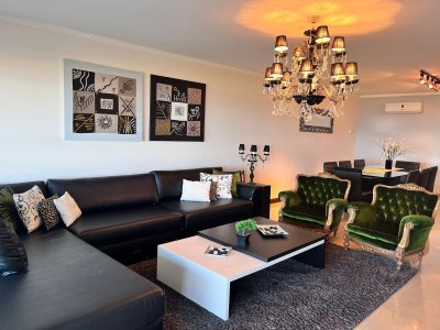 Apartamento 3 dormitorios Torre Lobos