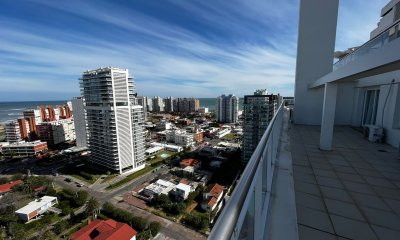 Penthouse de 3 Dormitorios 4 Baños 4 Suites a 300 metros del Mar.