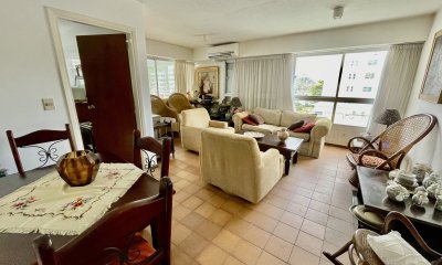 Oportunidad en Roosevelt 2 dormitorios 2 baños