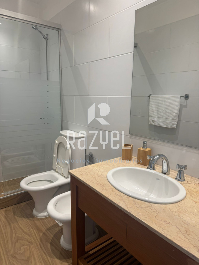 Casa ID.398 - CASA DE 3 DORMITORIOS EN ALQUILER ANUAL