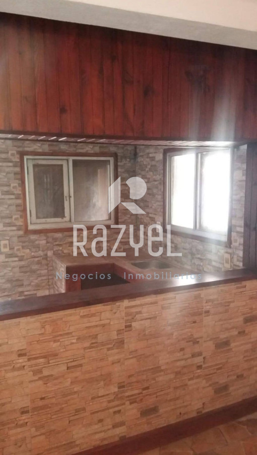 Casa ID.1076 - Casa 2 plantas a 2 cuadras de la playa,3 dorm y 2 baños. Balneario Buenos Aires.