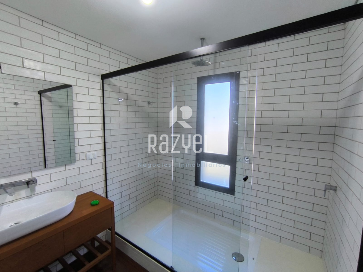 Casa ID.1092 - Casa en La Barra.