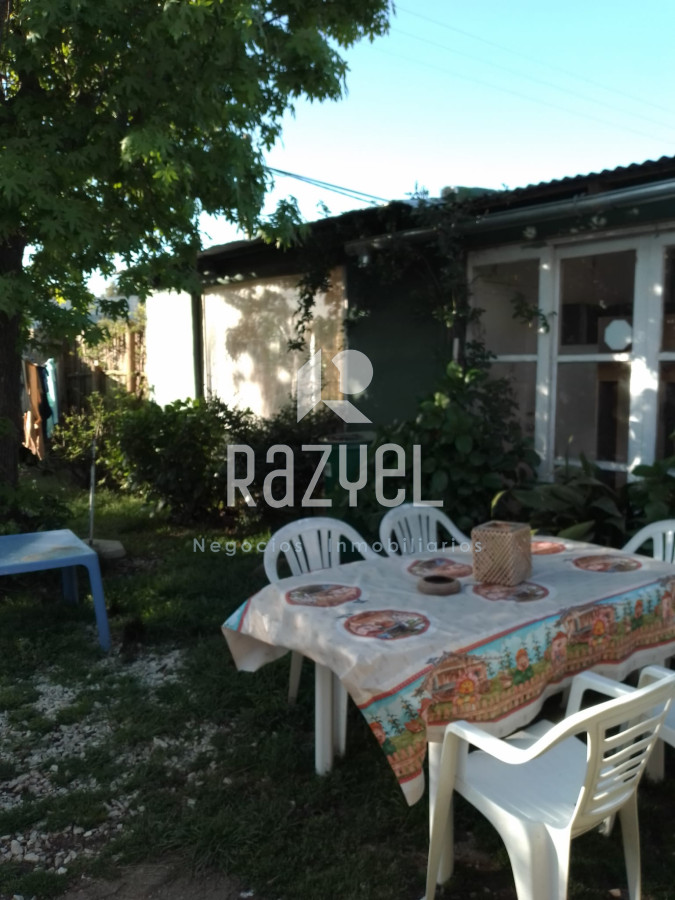 Casa ID.476 - Casa y comercio en Venta Bal B.A.