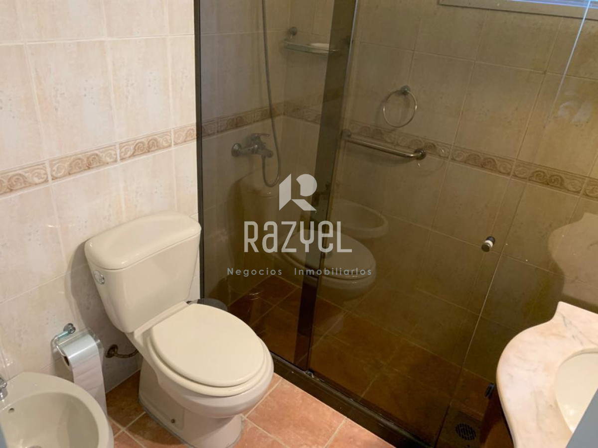 Casa ID.404 - Hermosa Casa de 2 dormitorios y dependencia en Las Delicias parada 25 Playa Mansa