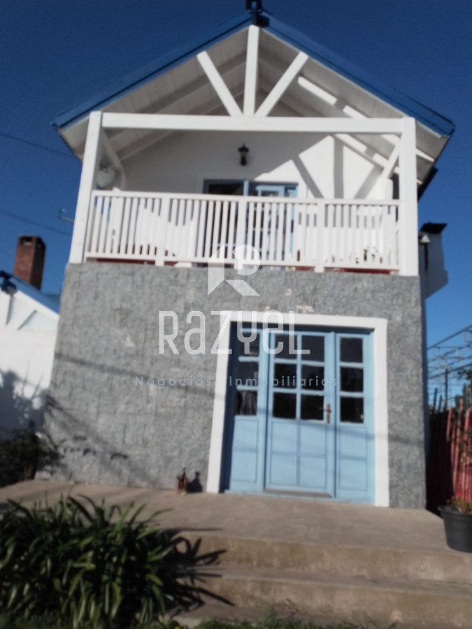 Casa ID.476 - Casa y comercio en Venta Bal B.A.