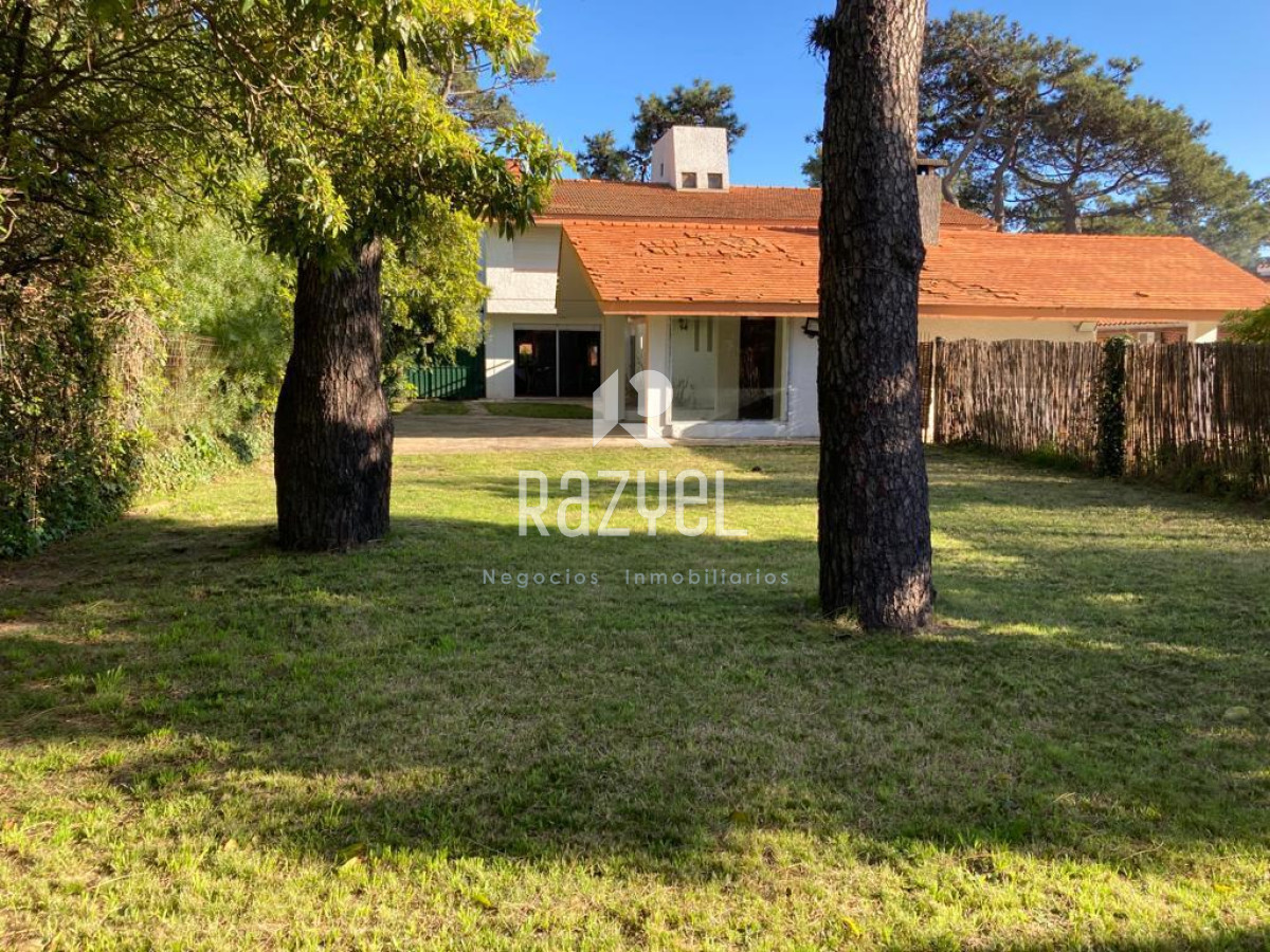 Casa ID.446 - Espectacular casa para vivir todo el año ubicada en Aidy Grill