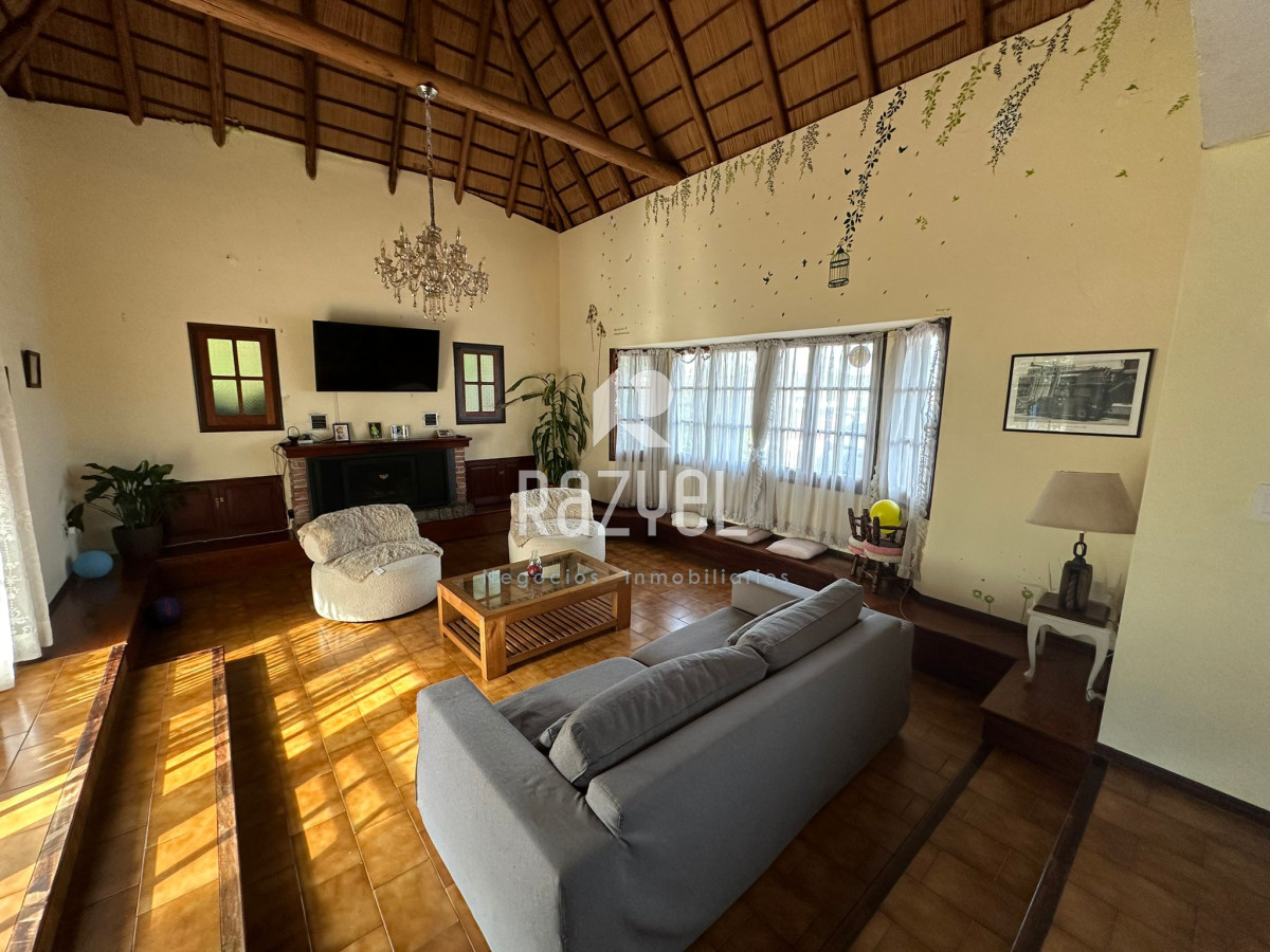 Casa ID.646 - Casa en AlquilerPunta del Este DISPONIBLE TEMPORADA 5 dormitorios Excelente Propiedad