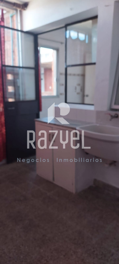 Casa ID.479 - Oportunidad  de inversiòn Venta  de apartamento espacioso 4 dormitorios San Carlos