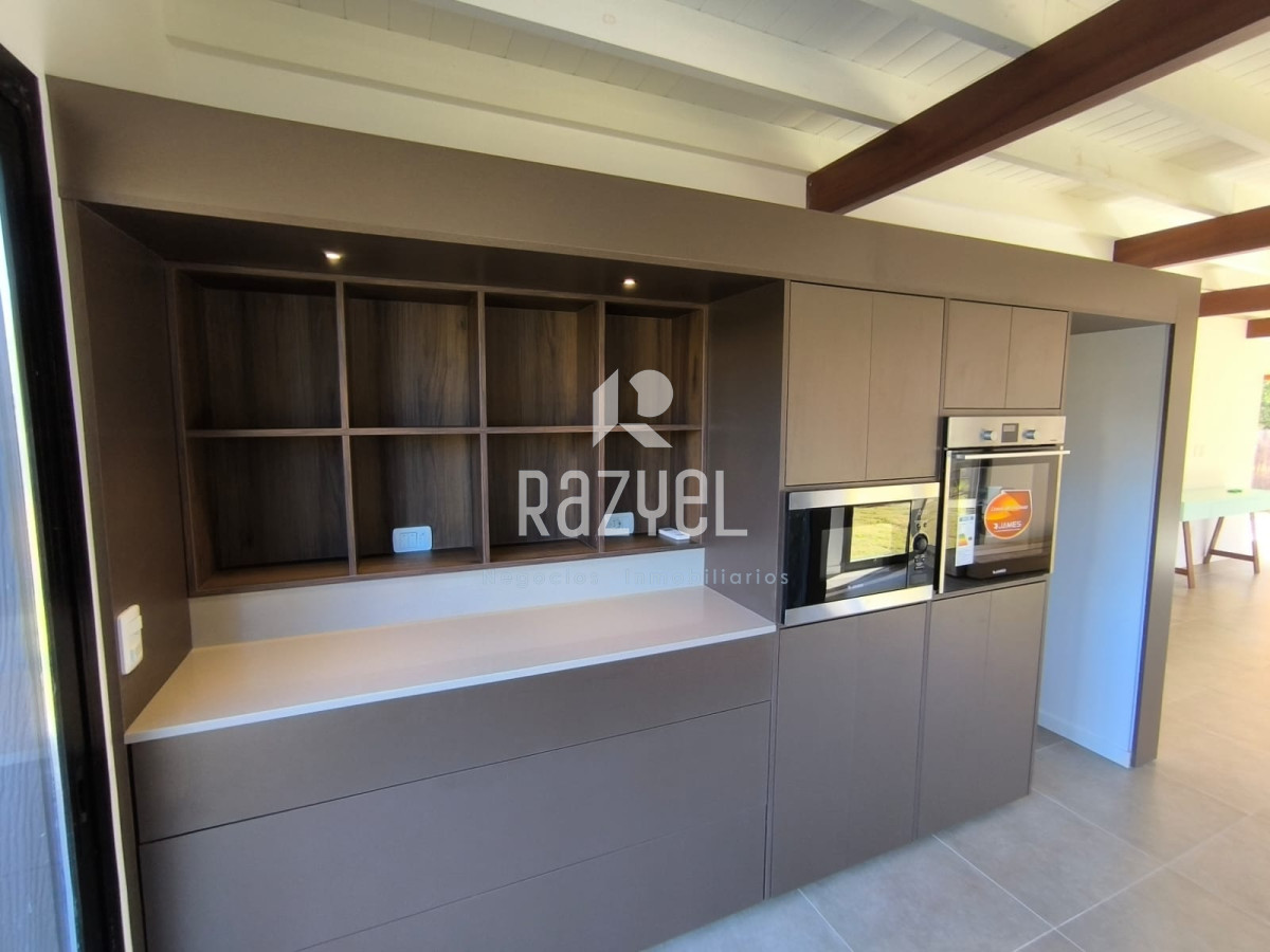 Casa ID.1092 - Casa en La Barra.