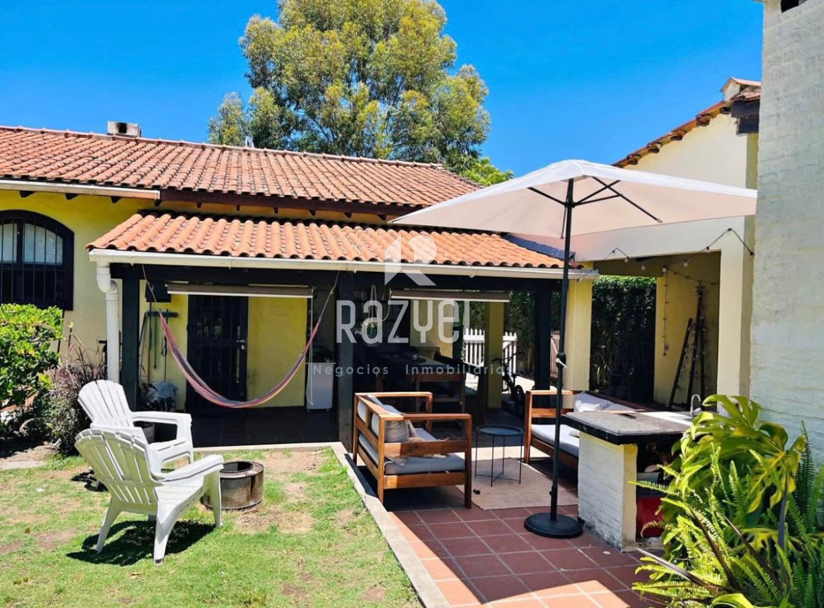 Casa ID.1243 - Linda casa  de 3 dormitorios y dependencia en Pinares, Punta del Este