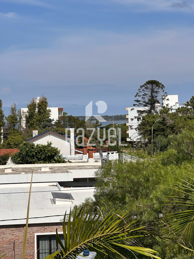 Casa ID.922 - Casa en venta playa Mansa 