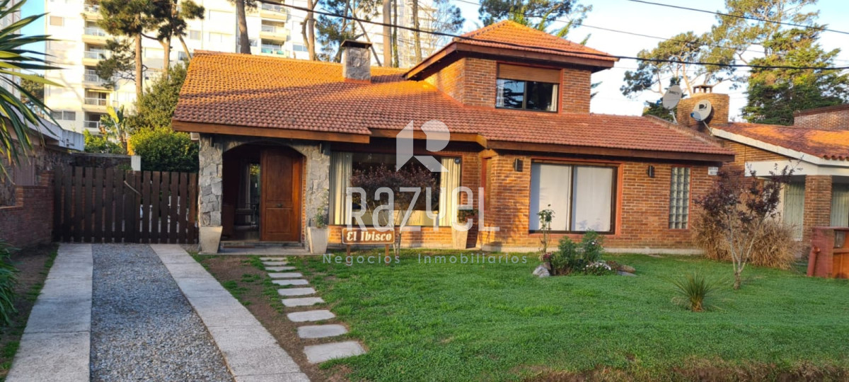 Casa ID.437 - Casa alquiler y venta en zona Cantegril