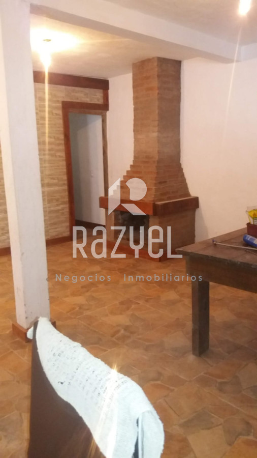 Casa ID.1076 - Casa 2 plantas a 2 cuadras de la playa,3 dorm y 2 baños. Balneario Buenos Aires.