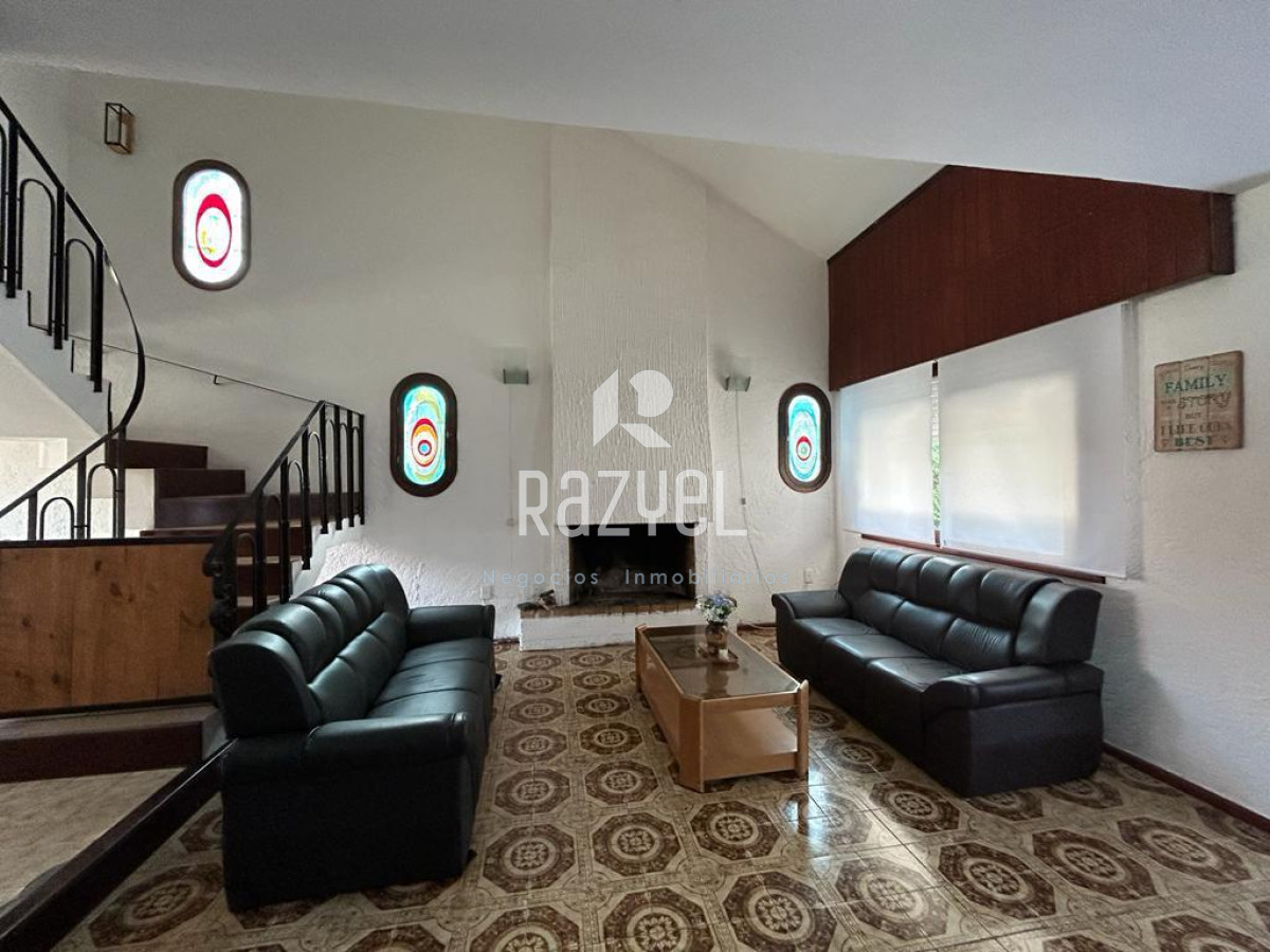 Casa ID.446 - Espectacular casa para vivir todo el año ubicada en Aidy Grill