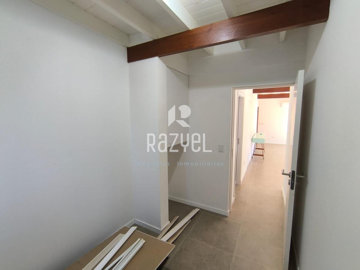 Casa ID.1092 - Casa en La Barra.