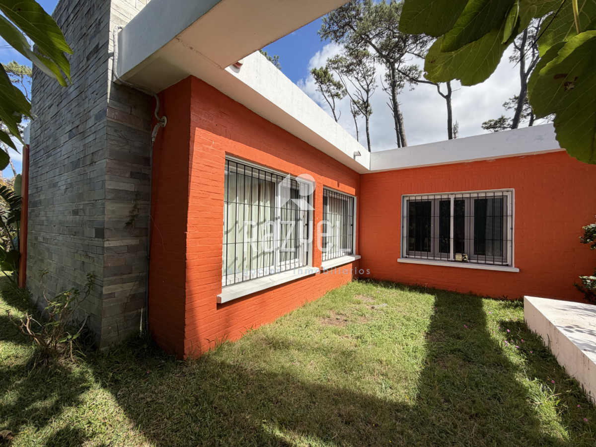 Casa ID.1043 - Muy linda Casa en Venta Pinares