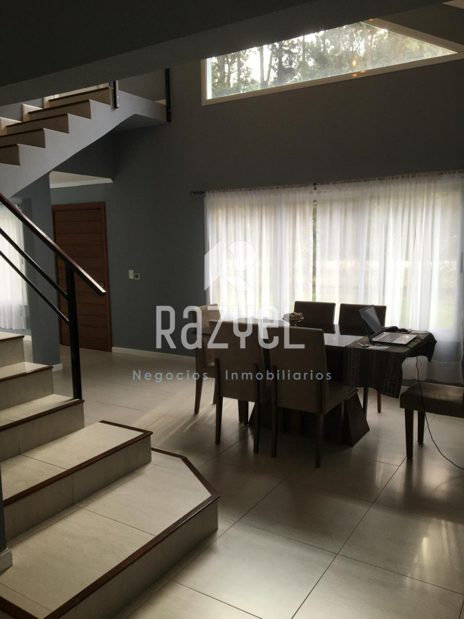 Casa ID.484 - CASA DE 3 DORMITORIOS EN VENTA