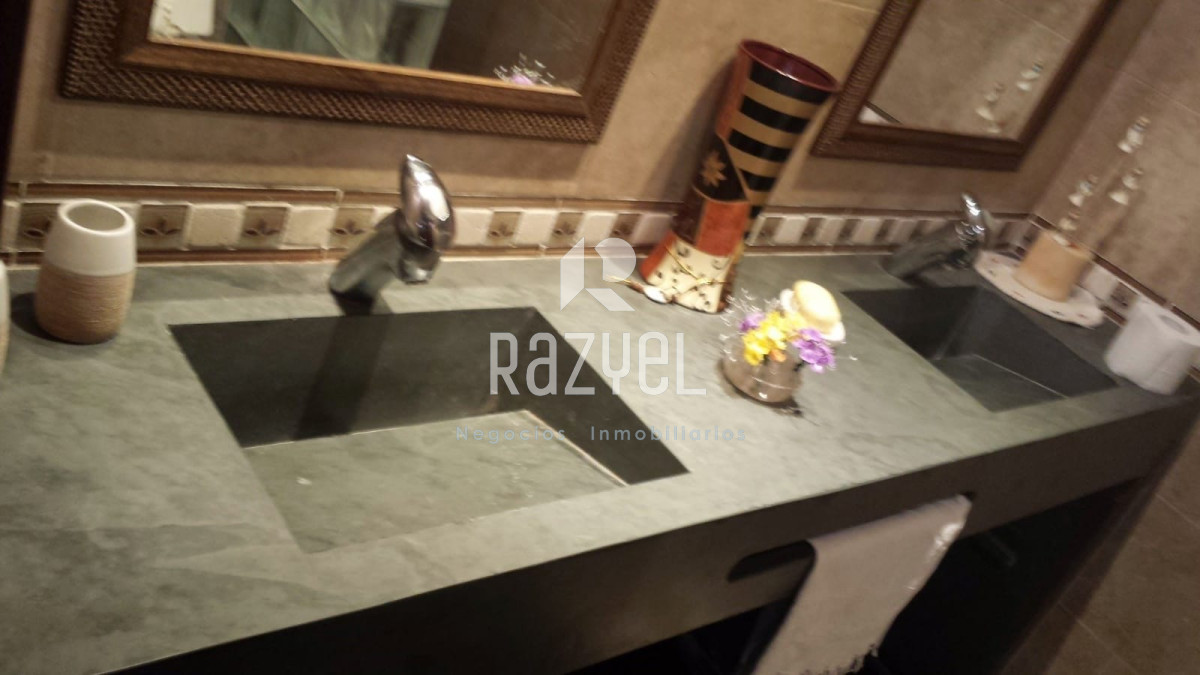 Casa ID.539 - Espectacular Casa - Alquiler Anual