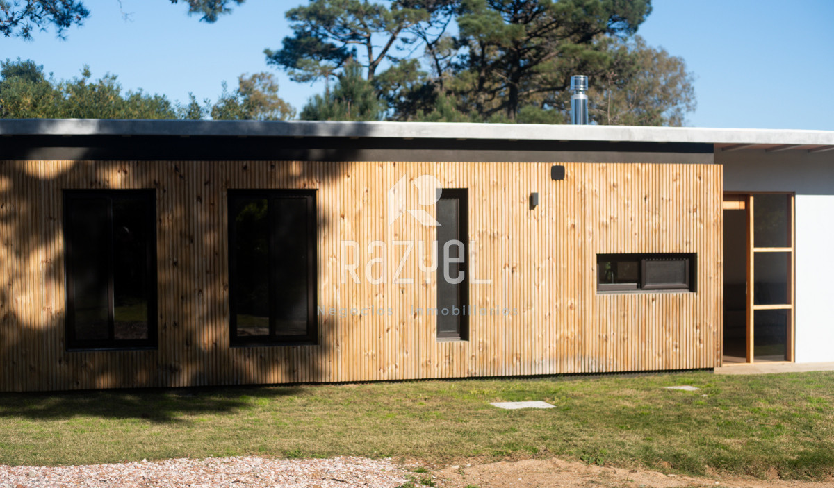 Casa ID.1020 - Casa en venta Club del Lago, Punta Ballena